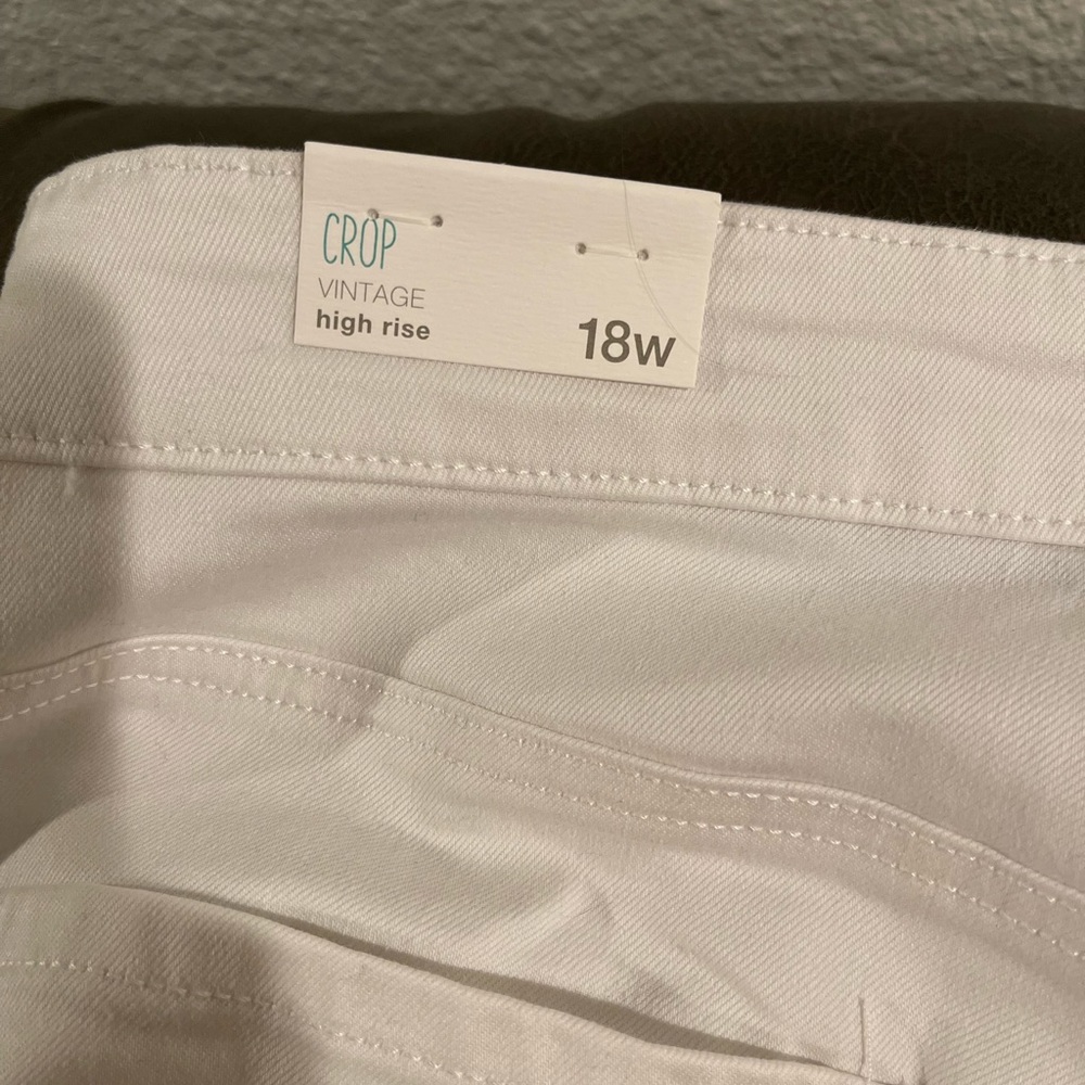 NWT Maurice’s crop